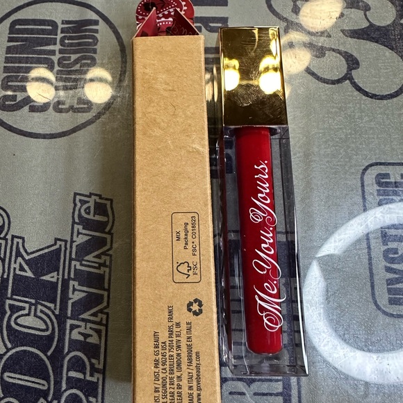 GXVE Gwen Stefani Lightweight Longwear Matte Liquid Lipstick Original Recipe 5.0 - Picture 9 of 12